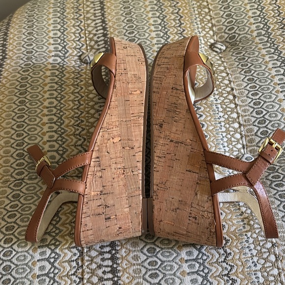 NWOT Michael Kors Brown Persia Cork Wedge Sandals with Gold Grommets - Picture 4 of 12